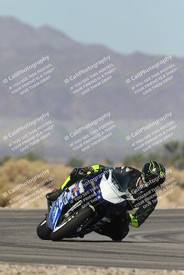 media/Oct-13-2025-Moto Forza (Mon) [[a66d839500]]/2-A Group/Session 3 (Turn 16)/
